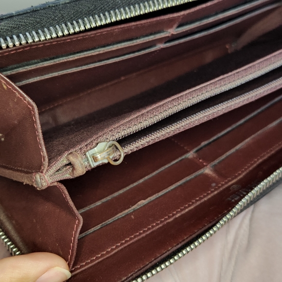 Chanel Matelasse Long Zippered Wallet - Picture 11 of 12